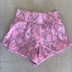 NWT Fabletics Olesia Short